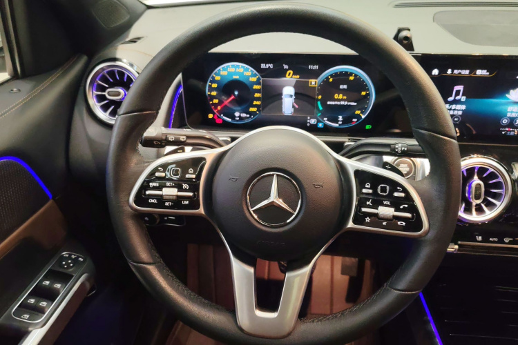 奔驰GLB 2020款 改款 GLB 200 时尚型局部细节13