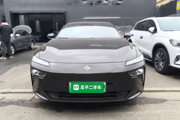 东风奕派 eπ007 2024款 增程 200如奕版车身外观2