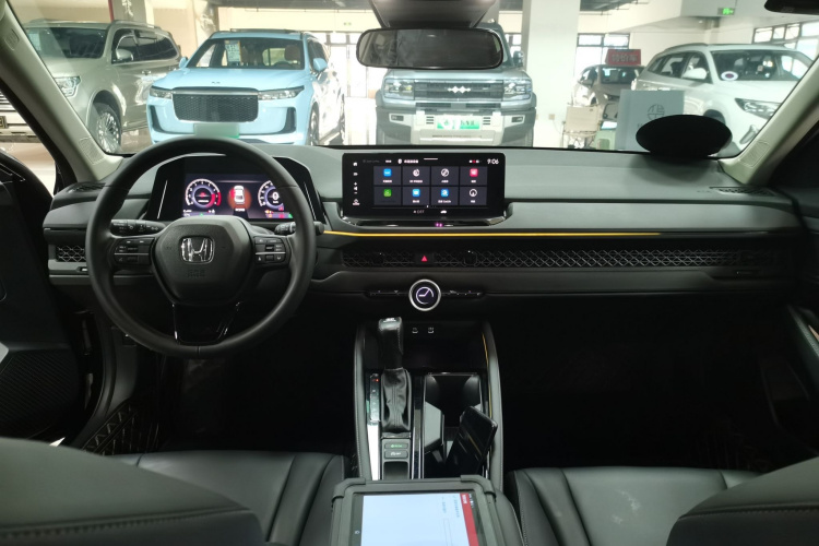 本田 雅阁 2024款 260TURBO 豪华版中控内饰7002