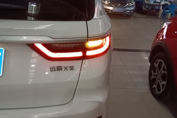 吉利汽车 远景X6 2020款 1.4T 手动尊贵型车身外观6001