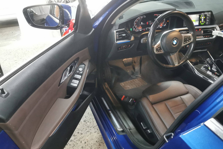 宝马3系 2021款 改款 325Li M运动套装中控内饰20