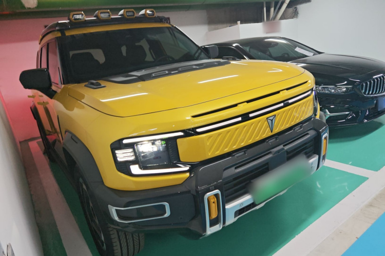 深蓝汽车 深蓝G318 2025款 无忧穿越版 四驱秘境版车身外观3