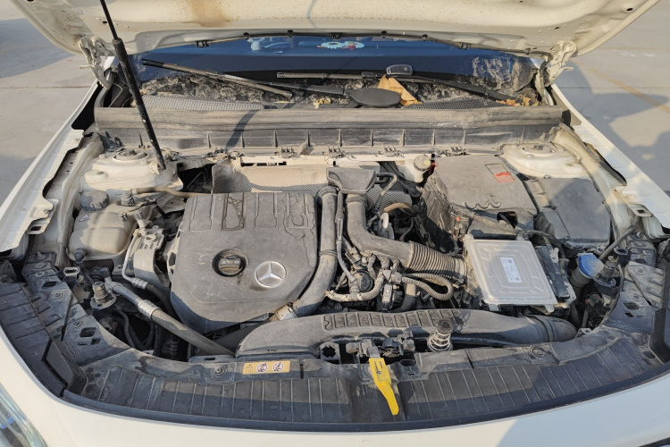 奔驰GLB 2022款 改款 GLB 200 动感型局部细节24