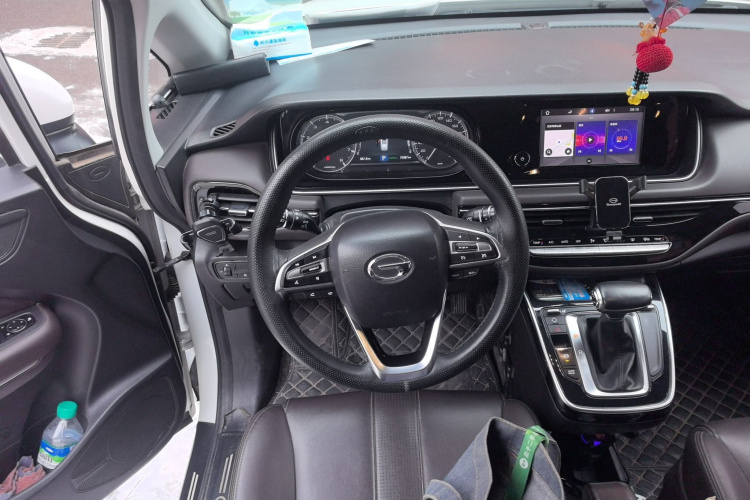 广汽传祺 传祺M6 2019款 270T 自动尊享版（六座）国V中控内饰13