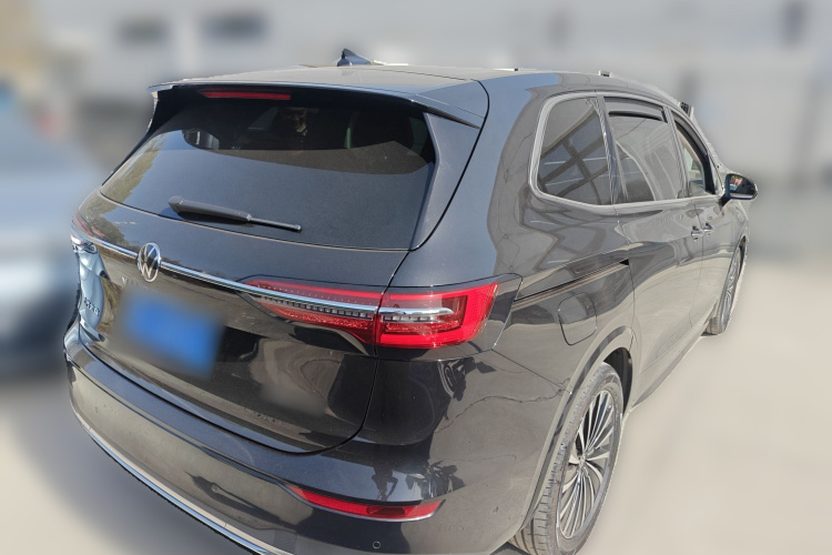 大众 威然 2024款 380TSI 尊贵版车身外观7