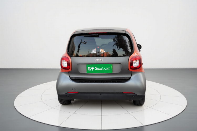 smart fortwo 2015款 1.0L 52千瓦硬顶激情版车身外观6