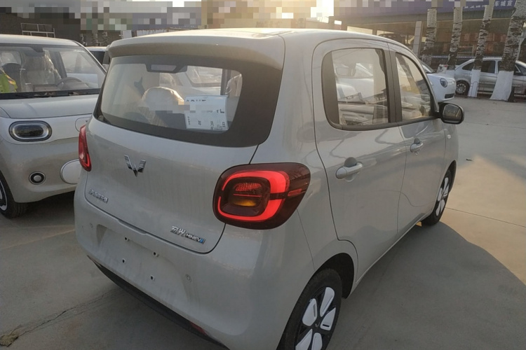 五菱汽车 宏光MINIEV 2025款 四门版 进阶款车身外观7