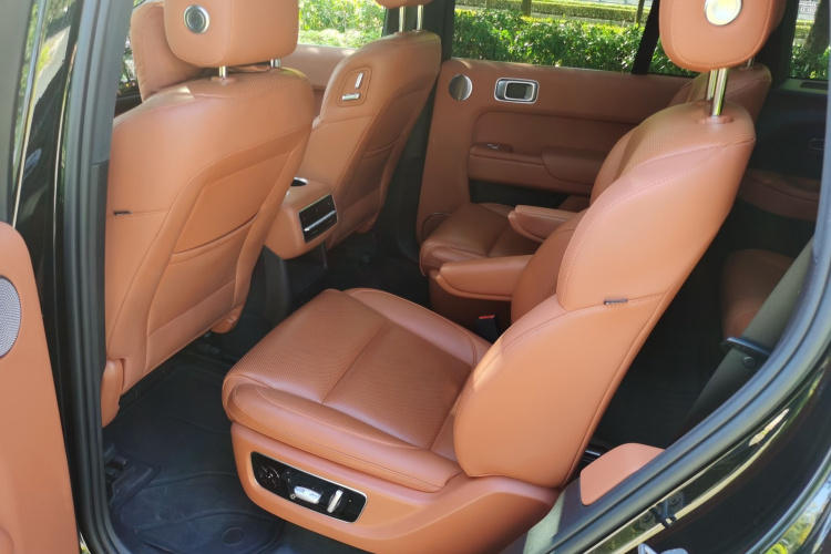 理想汽车 理想L8 2023款 Pro中控内饰7004