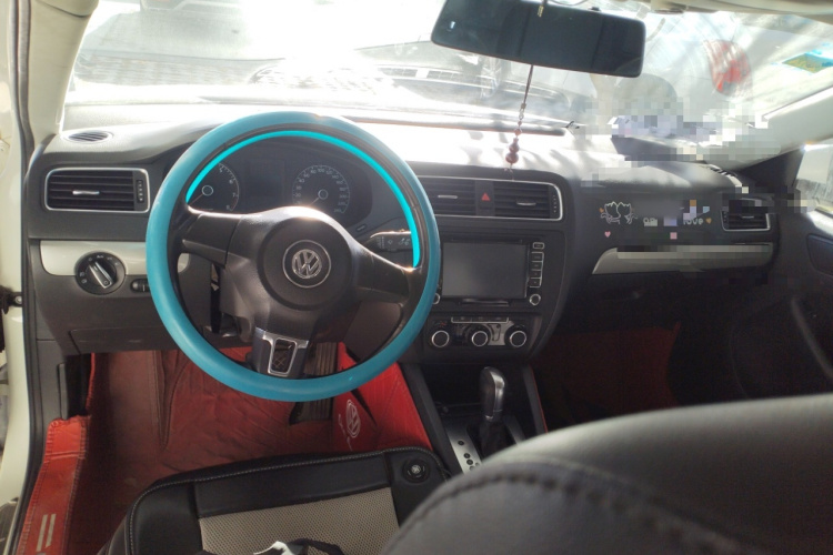 大众 速腾 2014款 1.6L 自动舒适型中控内饰12