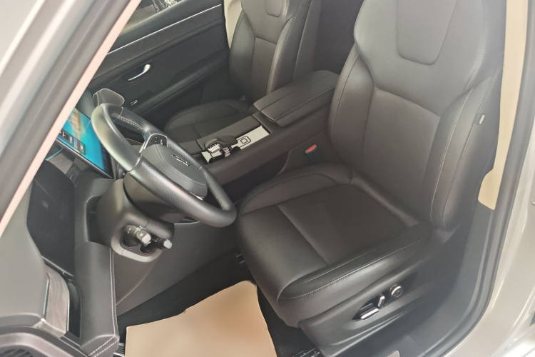 鸿蒙智行 问界M5 2022款 增程后驱标准版中控内饰19