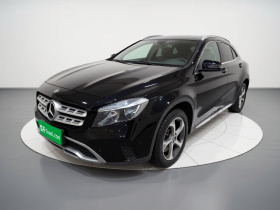 奔驰GLA 2018款 GLA 200 动感型