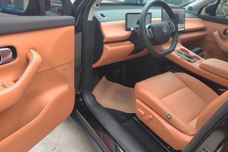 零跑汽车 零跑C10 2026款 605悦享版中控内饰7003