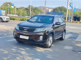 起亚 索兰托 2013款 2.4L 7座汽油舒适版 国IV