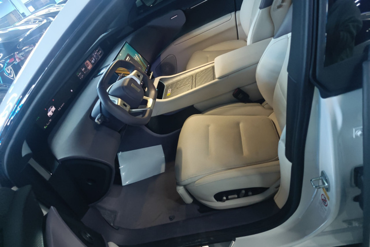 阿维塔12 2025款 Max纯电版中控内饰19