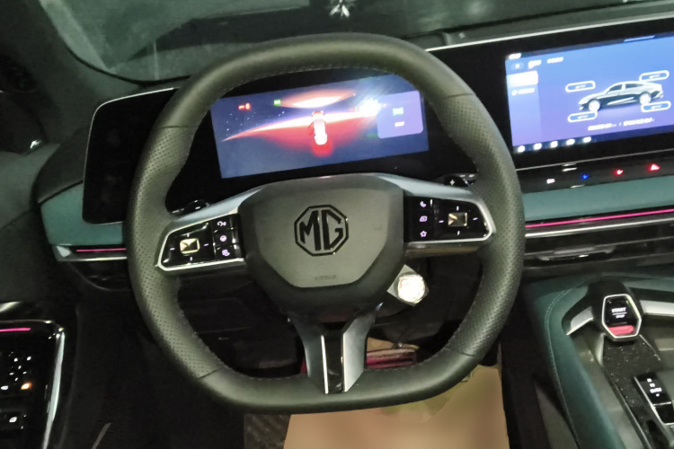 名爵 MG7 2023款 2.0T 自动猎美奢享版中控内饰13