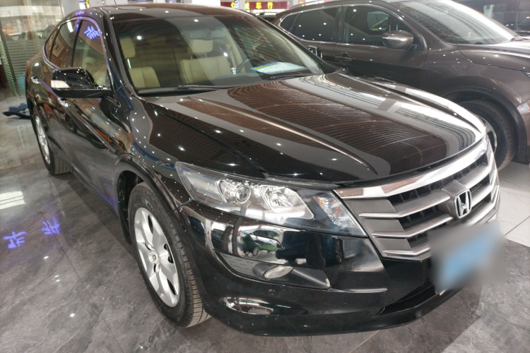 本田 歌诗图 2012款 2.4L 豪华版车身外观3