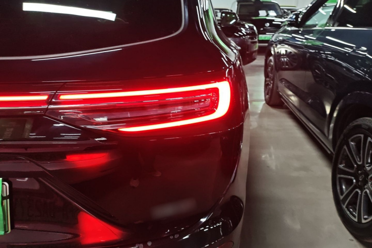 鸿蒙智行 问界M7 2024款 1.5T 智驾后驱Max版 5座车身外观6006