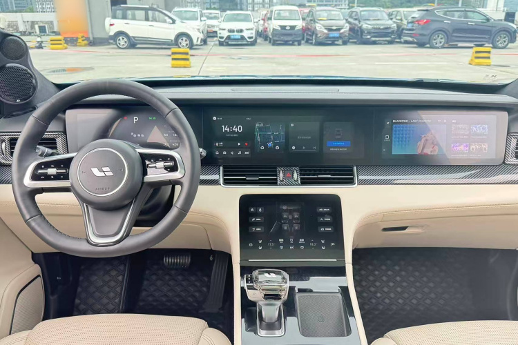 理想汽车 理想ONE 2021款 增程6座版中控内饰7006