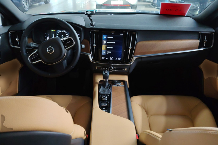 沃尔沃S90 2019款 T5 智逸版中控内饰7002