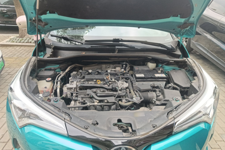 丰田C-HR 2020款 2.0L 豪华版局部细节24
