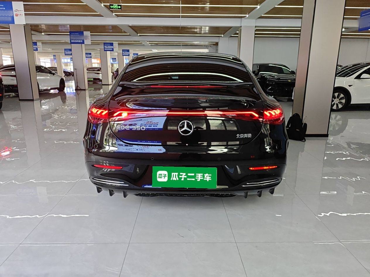 奔驰EQE 2022款 350 先锋版
