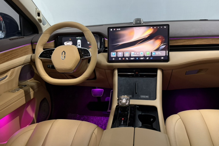 鸿蒙智行 问界M7 2024款 1.5T 后驱Plus版 5座中控内饰7002