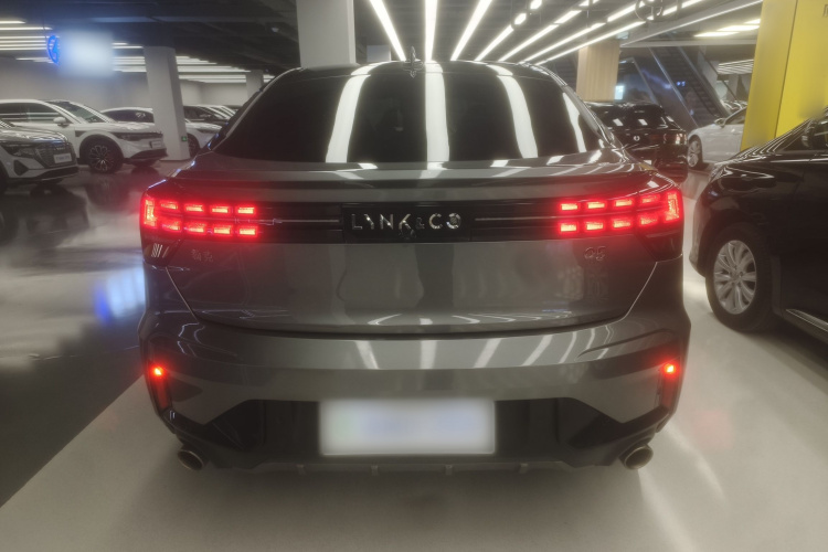 领克05 2020款 2.0TD 四驱劲Halo车身外观6