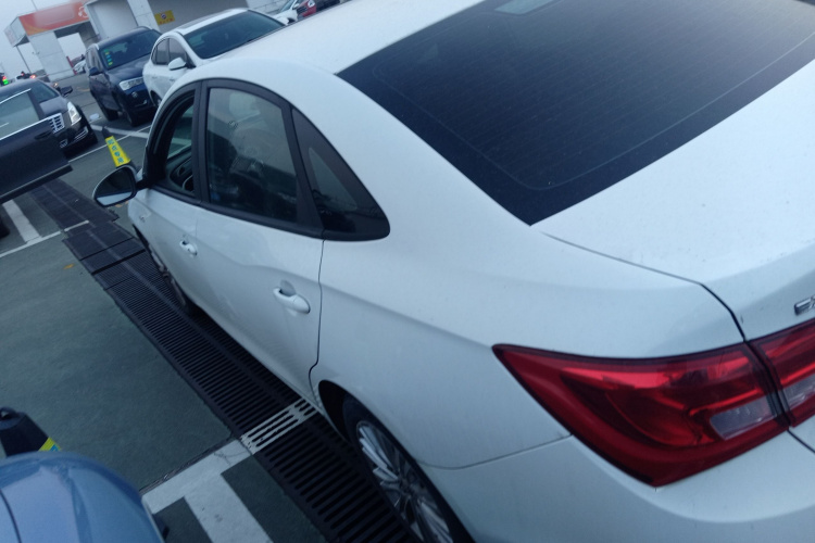 别克 英朗 2015款 18T 双离合精英型车身外观6003