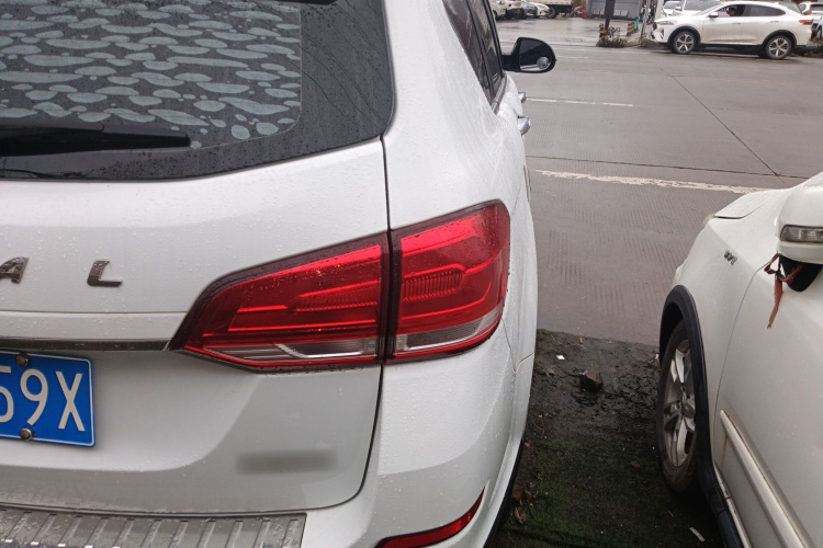 哈弗H6 2019款 运动版 1.5T 自动两驱精英型 国VI车身外观9