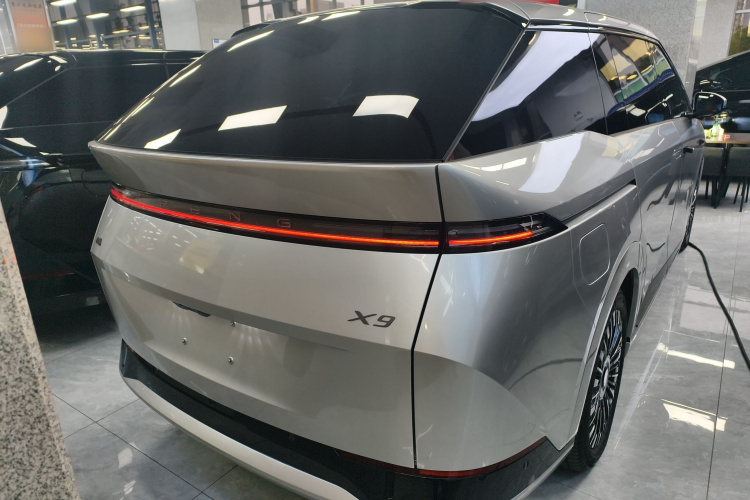 小鹏X9 2025款 650长续航 Max车身外观6004