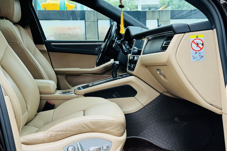 保时捷 2022款 Macan 2.0T局部细节41