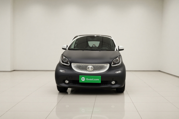smart fortwo 2017款 1.0L 52千瓦新声特别版 国V车身外观2