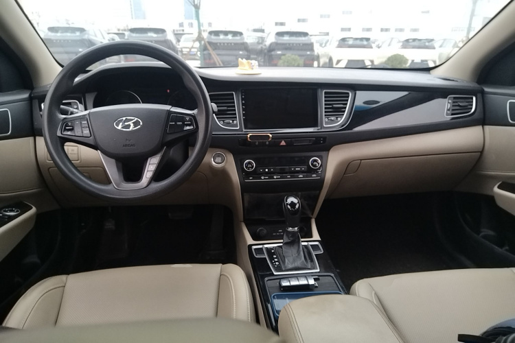 现代 名图 2014款 1.8L 自动智能型GLS中控内饰12