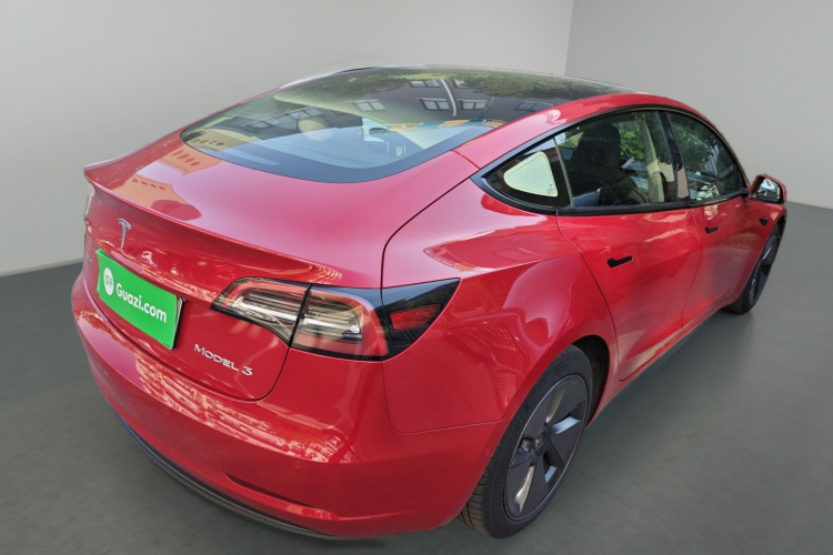 特斯拉 Model 3 2022款 后轮驱动版车身外观7
