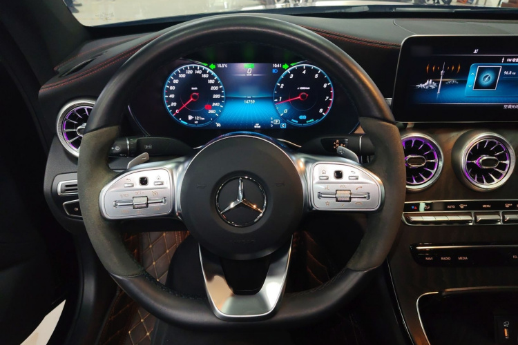 奔驰C级(进口) 2023款 C 260 轿跑车局部细节13