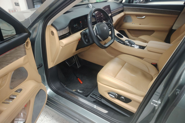 鸿蒙智行 问界M5 2022款 增程四驱至臻版中控内饰20