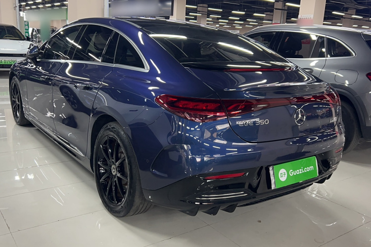 奔驰EQE 2022款 350 先锋版车身外观6004