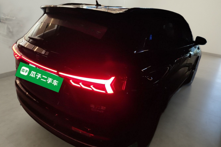 蓝电E5 PLUS 2026款 165km 长续航先享版Ultra 7座车身外观7