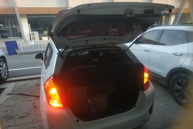 本田 飞度 2014款 1.5L LX CVT舒适型局部细节23