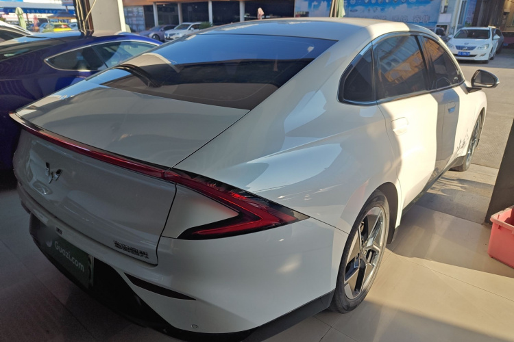 五菱汽车 五菱星光 2024款 共创版 510 进阶型车身外观7