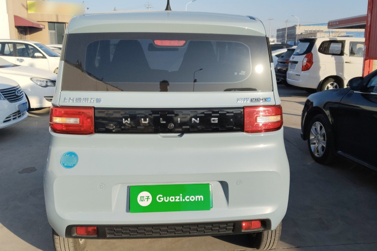 五菱汽车 宏光MINIEV 2021款 马卡龙臻享款 磷酸铁锂车身外观6