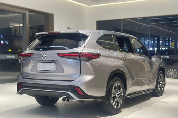 丰田 皇冠陆放 2021款  2.5L HEV两驱精英版车身外观6007