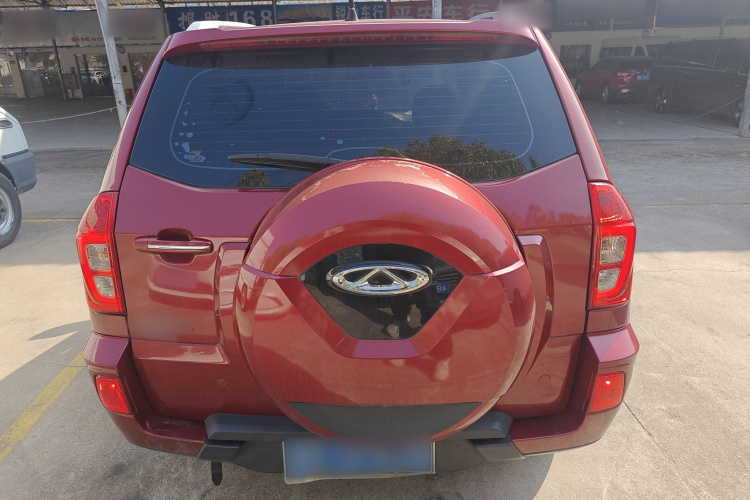 奇瑞 瑞虎3 2018款 经典版 1.6L 手动精英型车身外观6