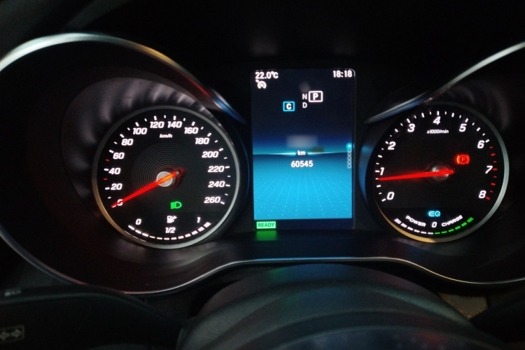 奔驰C级 2019款 C 260 运动版局部细节14