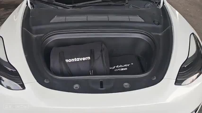 特斯拉 Model Y 2021款 标准续航后驱版检测视频1