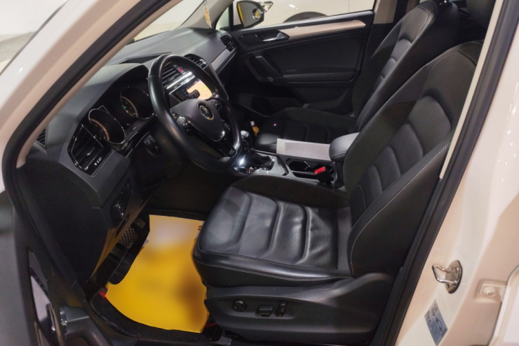 大众 途观L 2021款 330TSI 自动两驱智享版局部细节19