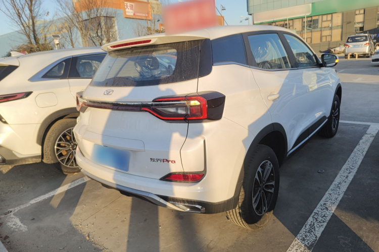 凯翼 炫界Pro 2025款 1.5L 手动舒适版车身外观7