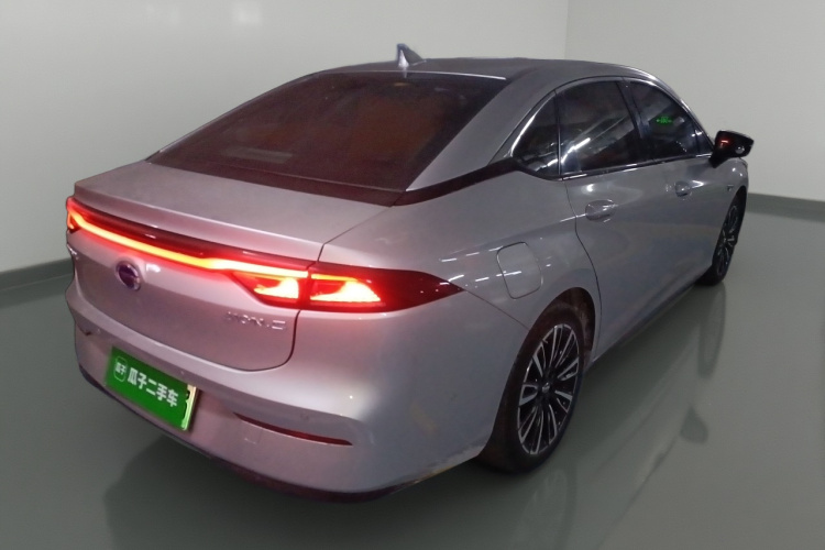 埃安 AION S 2019款 魅Max 630车身外观7