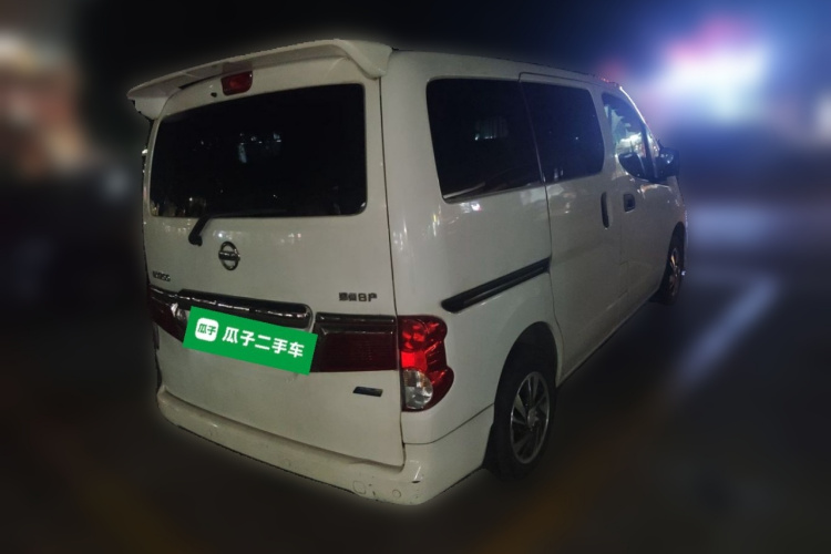 日产NV200 2016款 改款 1.6L CVT豪华型车身外观6005