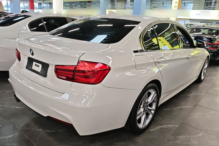 宝马3系 2019款 320Li M运动套装车身外观7